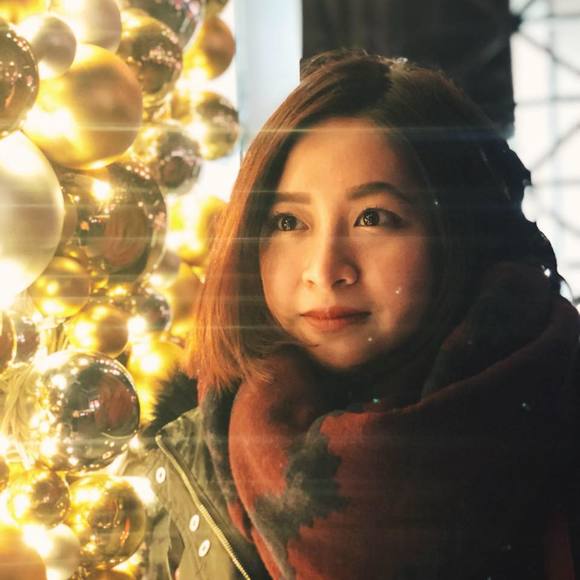 Meet your Posher, Phuong - Picture 1 of 1